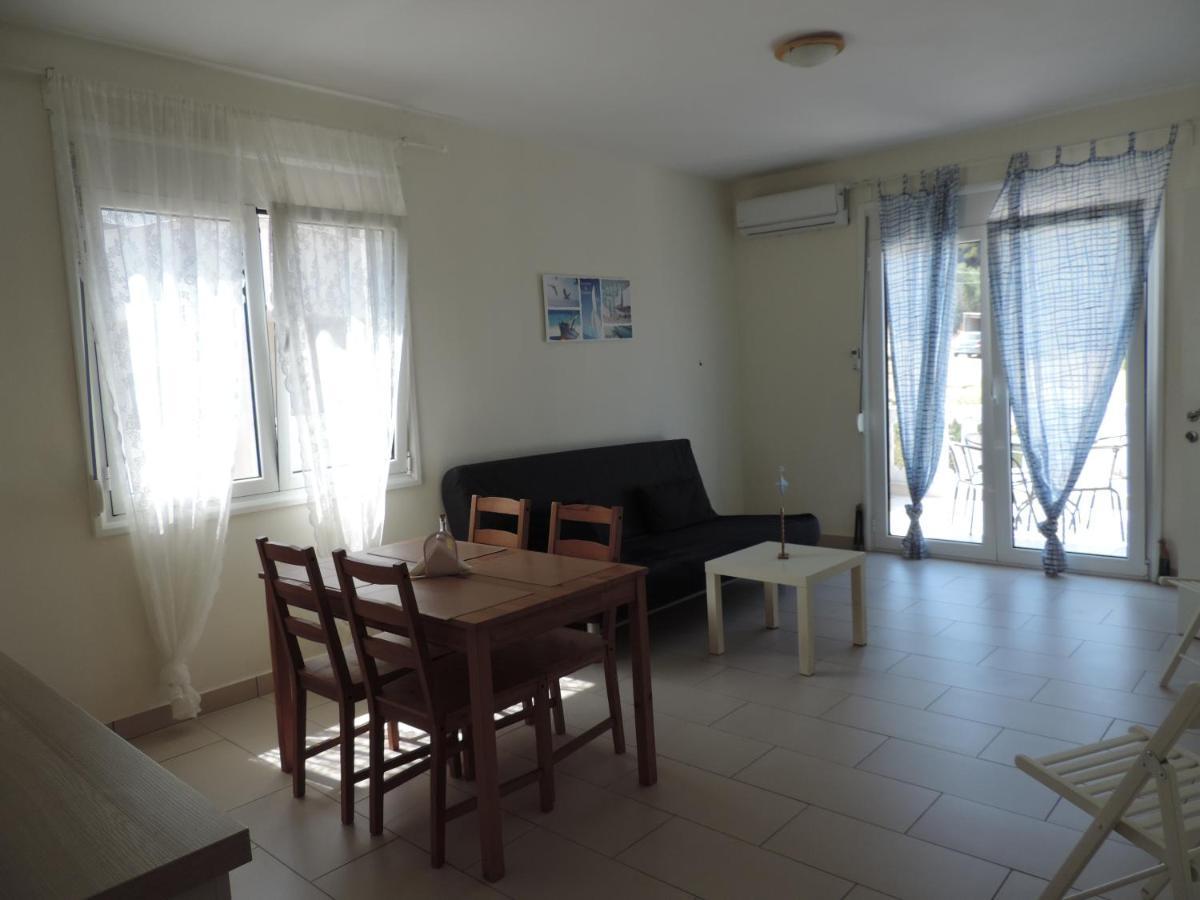 Fotis Apartments Skala Neon Kydonion Exterior foto